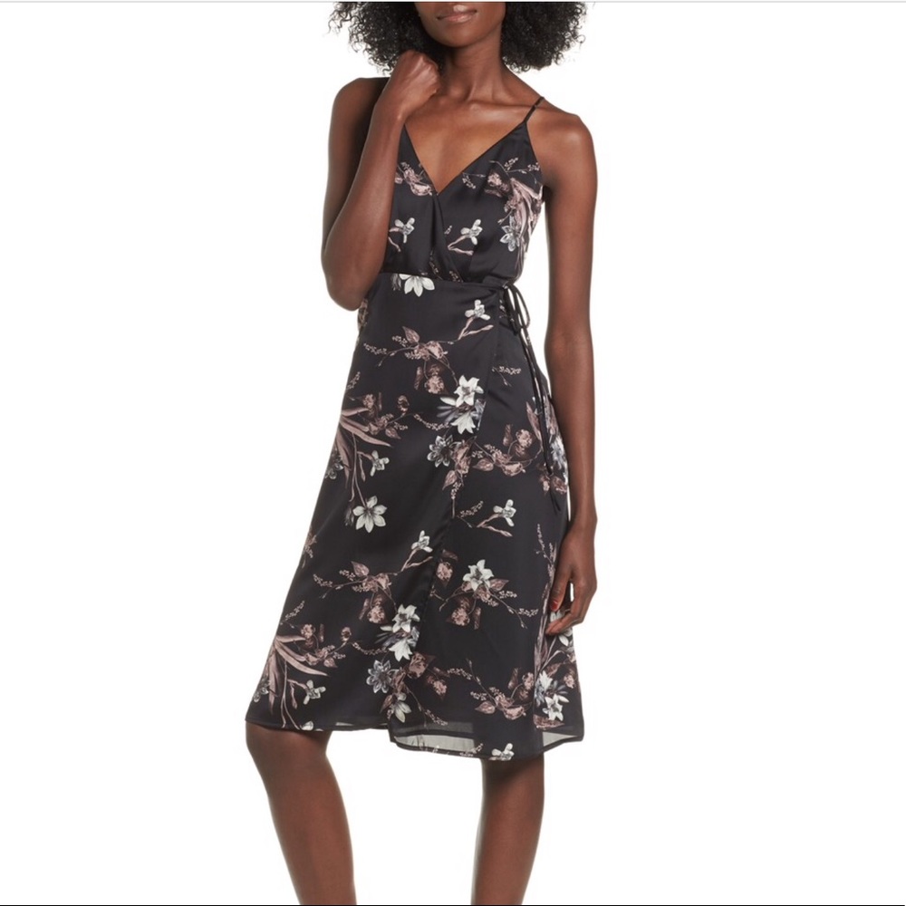 Astr the label satin floral  wrap dress